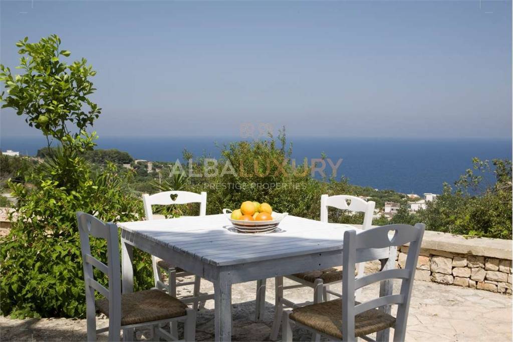 casa indipendente in vendita a Gagliano del Capo