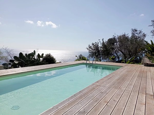 casa indipendente in vendita a Gagliano del Capo