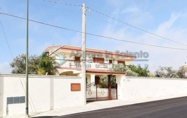 casa indipendente in vendita a Gagliano del Capo