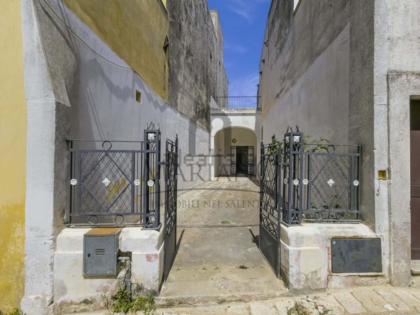 casa indipendente in vendita a Gagliano del Capo