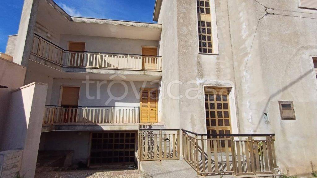 casa indipendente in vendita a Gagliano del Capo in zona Arigliano