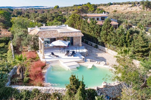 casa indipendente in vendita a Gagliano del Capo