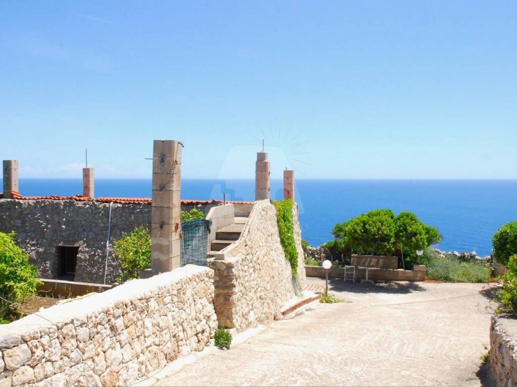 casa indipendente in vendita a Gagliano del Capo