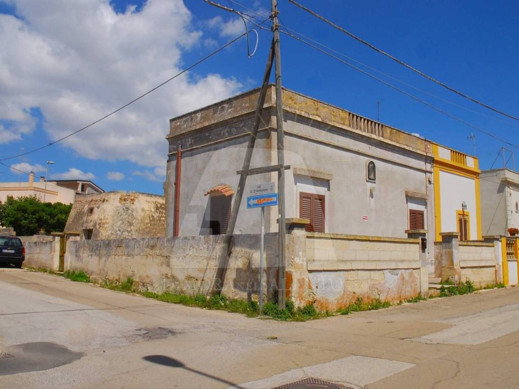 casa indipendente in vendita a Gagliano del Capo