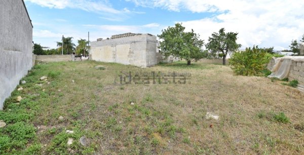 terreno edificabile in vendita a Gagliano del Capo in zona San Dana