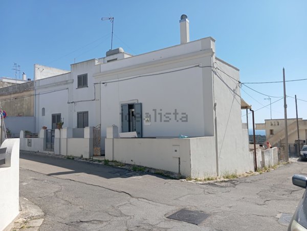 casa indipendente in vendita a Gagliano del Capo