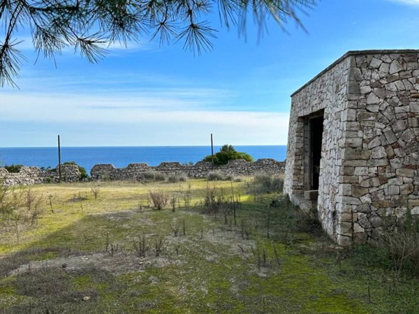 casa indipendente in vendita a Gagliano del Capo