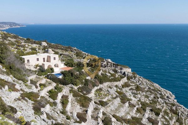 casa indipendente in vendita a Gagliano del Capo