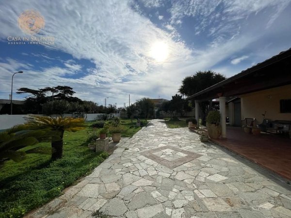 casa indipendente in vendita a Gagliano del Capo