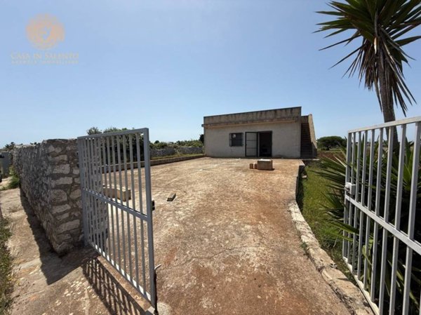 casa indipendente in vendita a Gagliano del Capo