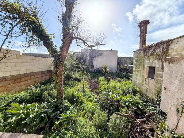 casa indipendente in vendita a Gagliano del Capo