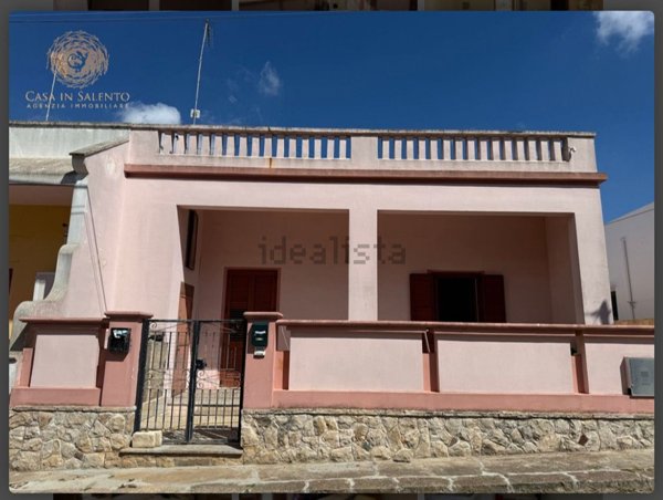 casa indipendente in vendita a Gagliano del Capo
