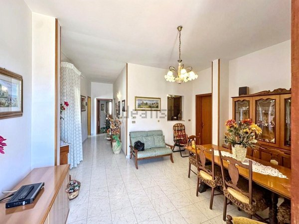 casa indipendente in vendita a Gagliano del Capo in zona Arigliano