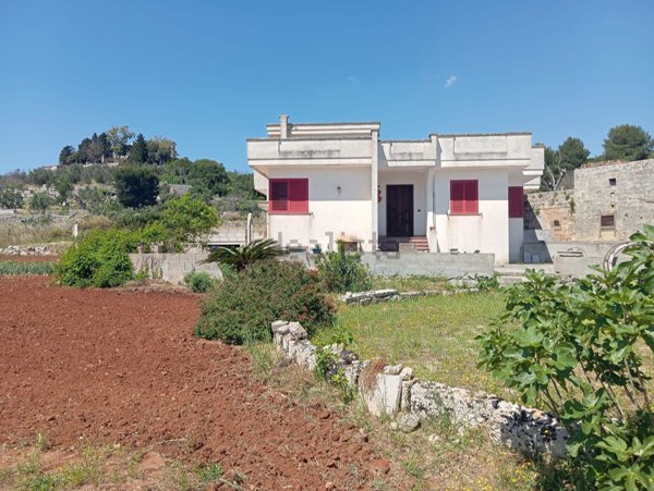 casa indipendente in vendita a Gagliano del Capo