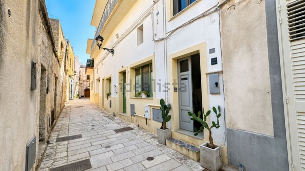 casa indipendente in vendita a Gagliano del Capo