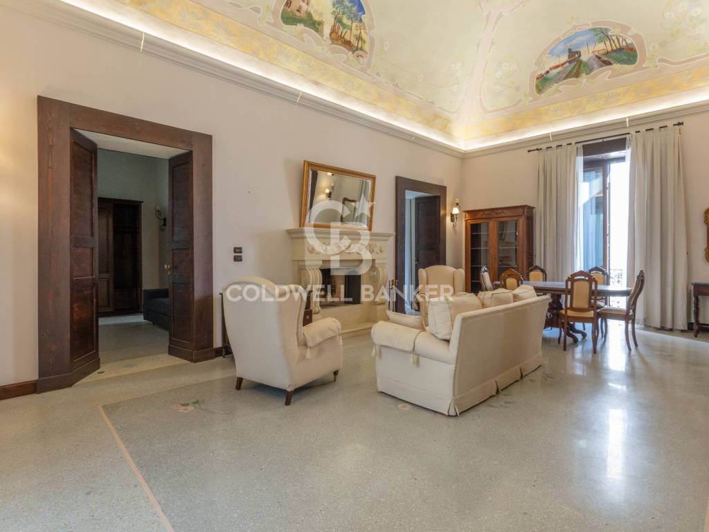 intera palazzina in vendita a Galatina