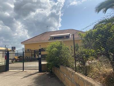 appartamento in vendita a Galatina in zona Santa Barbara