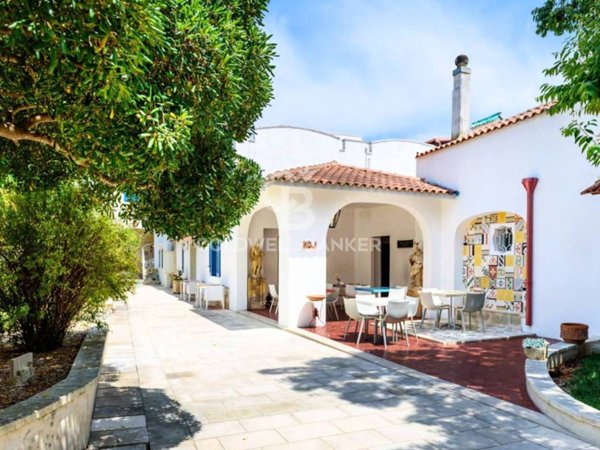 casa indipendente in vendita a Galatina