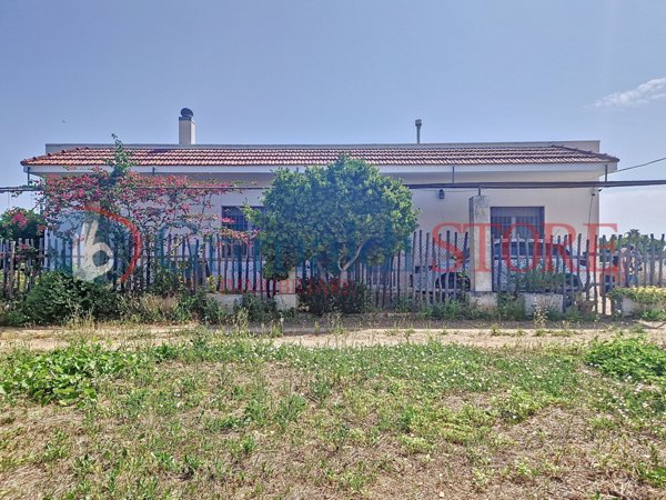 casa indipendente in vendita a Galatina in zona Collemeto