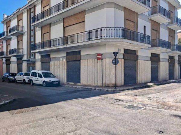 locale commerciale in vendita a Galatina