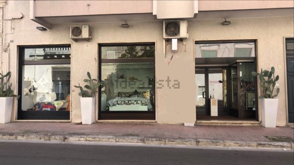 locale commerciale in vendita a Galatina