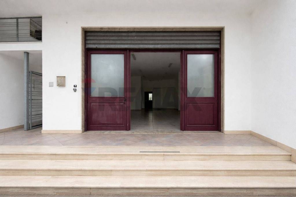 locale commerciale in vendita a Galatina in zona Noha