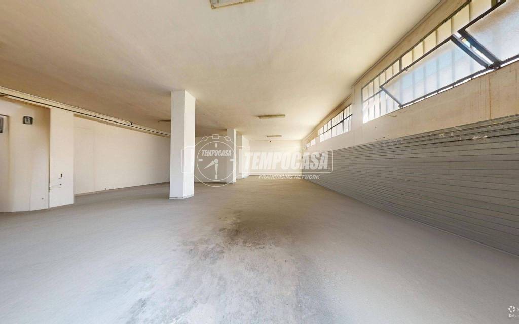 negozio in vendita a Galatina