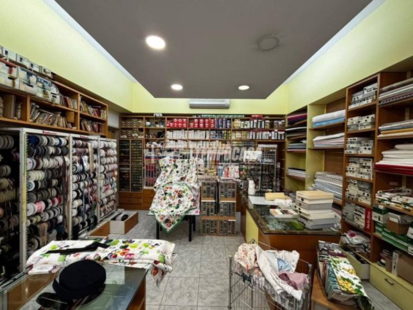 negozio in vendita a Galatina