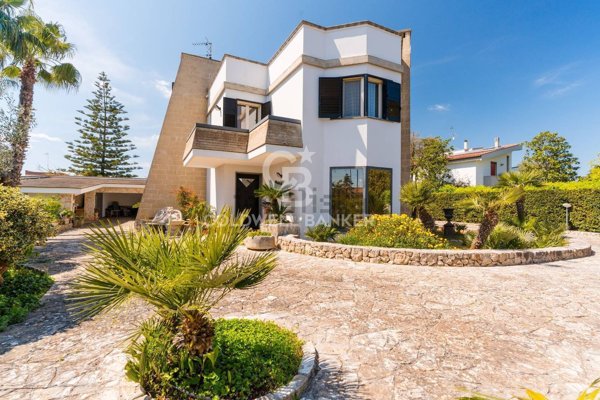 casa indipendente in vendita a Galatina