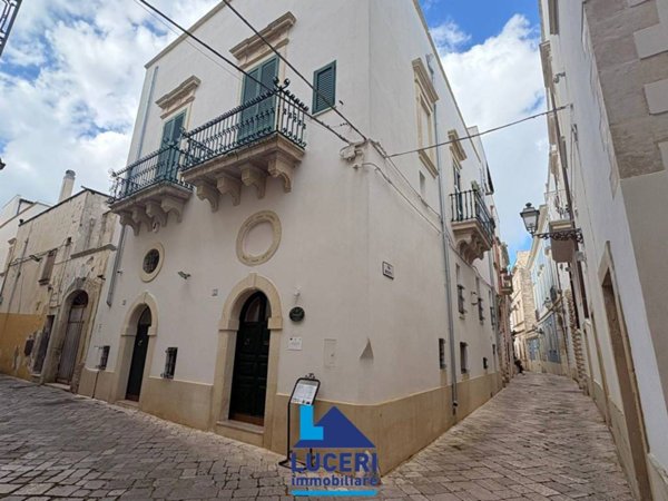 intera palazzina in vendita a Galatina
