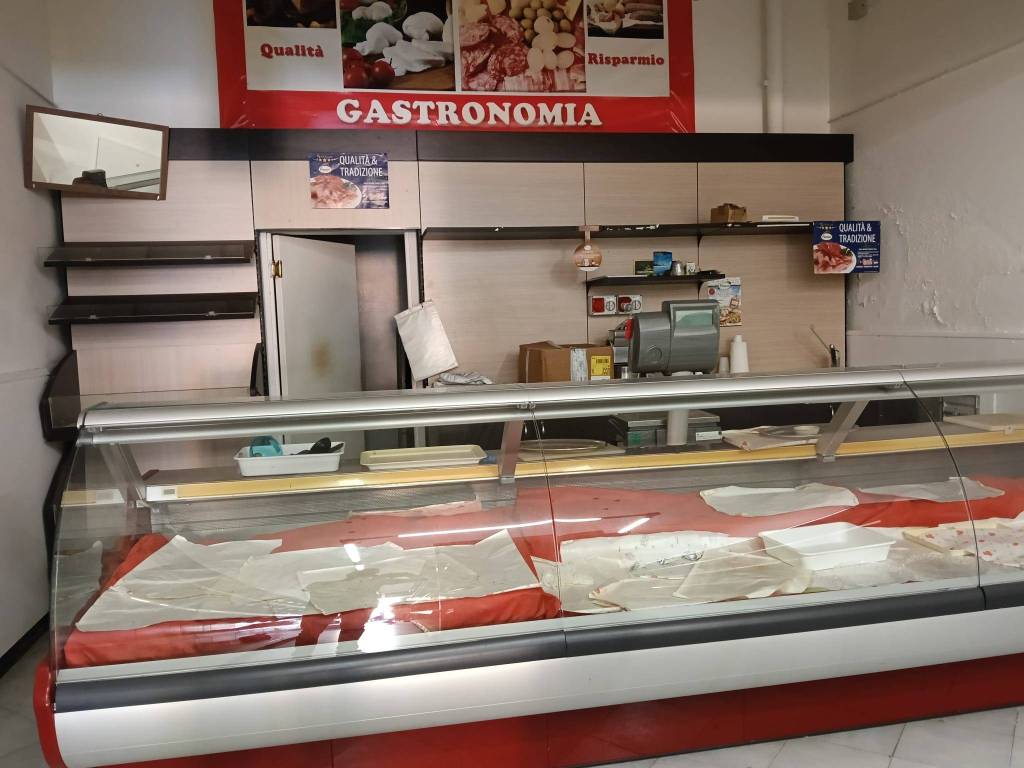 negozio in vendita a Galatina