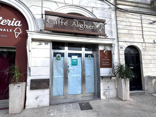 negozio in vendita a Galatina