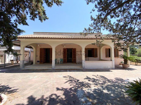 casa indipendente in vendita a Galatina in zona Santa Barbara