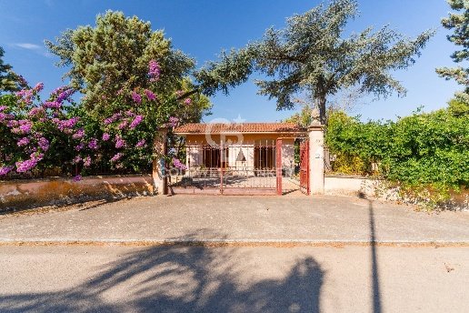 casa indipendente in vendita a Galatina in zona Santa Barbara
