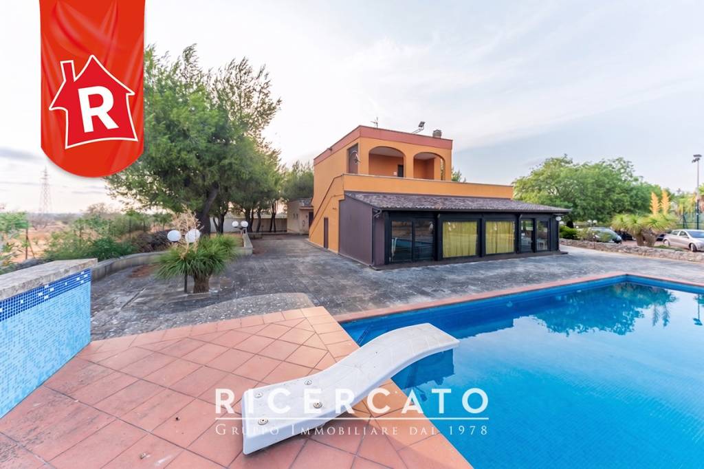 casa indipendente in vendita a Galatina in zona Santa Barbara
