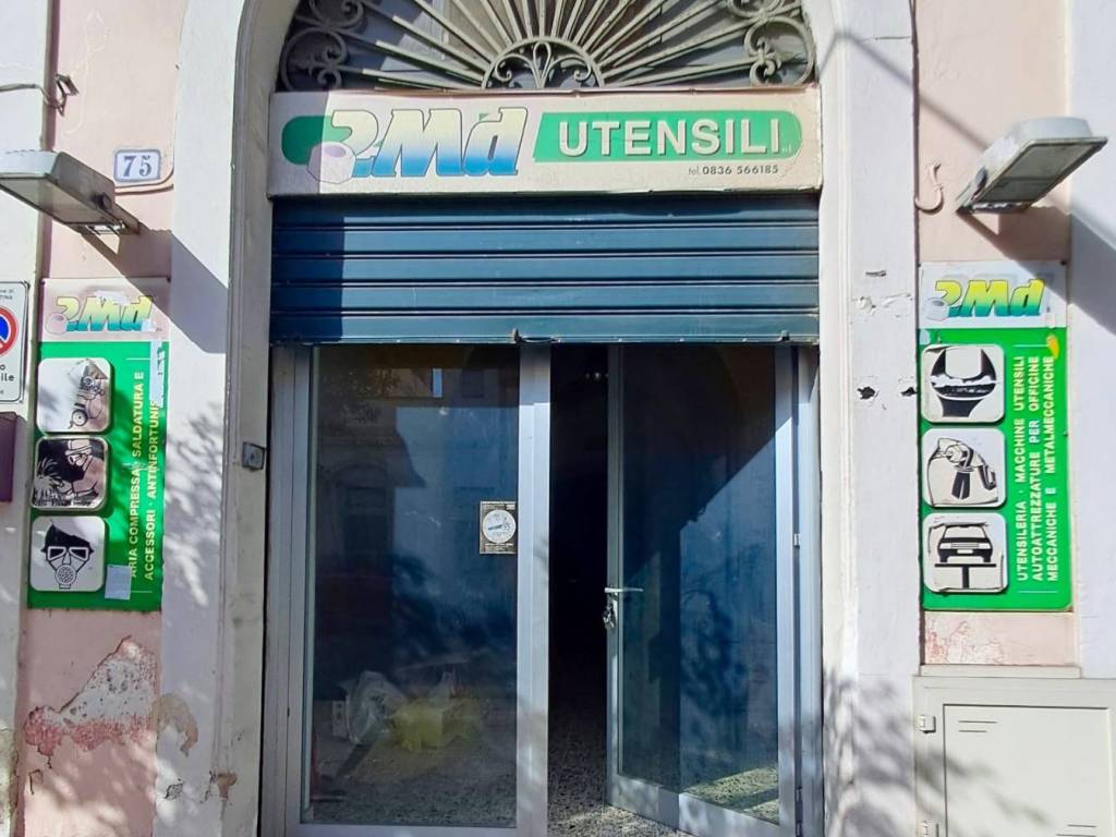 locale commerciale in vendita a Galatina