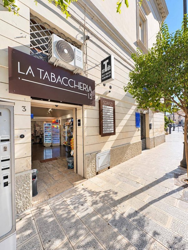 negozio in vendita a Galatina