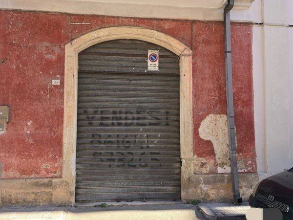 locale commerciale in vendita a Galatone
