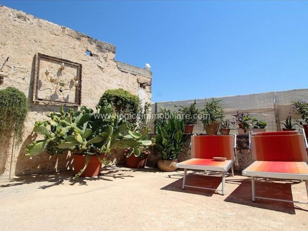 casa indipendente in vendita a Galatone