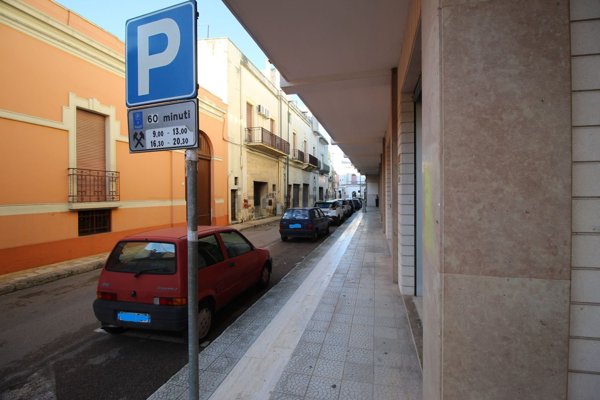 locale commerciale in vendita a Galatone
