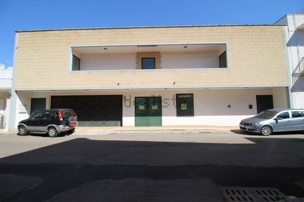 locale commerciale in vendita a Galatone