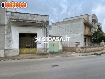 locale commerciale in vendita a Galatone