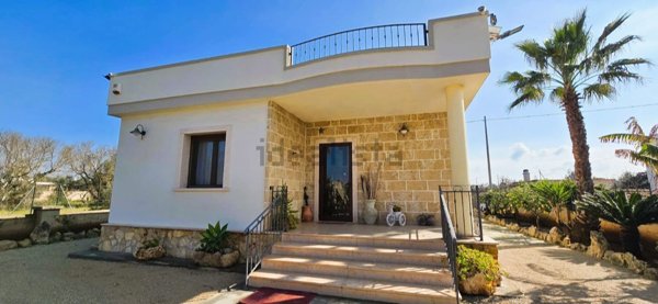 casa indipendente in vendita a Galatone