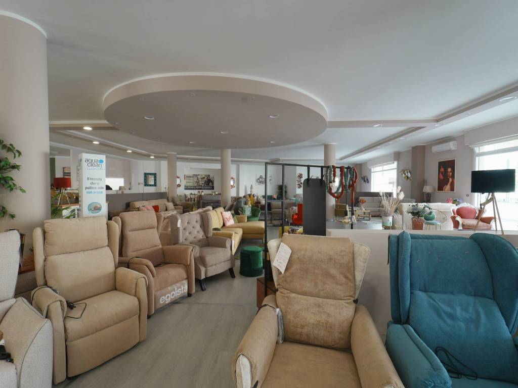 intera palazzina in vendita a Galatone