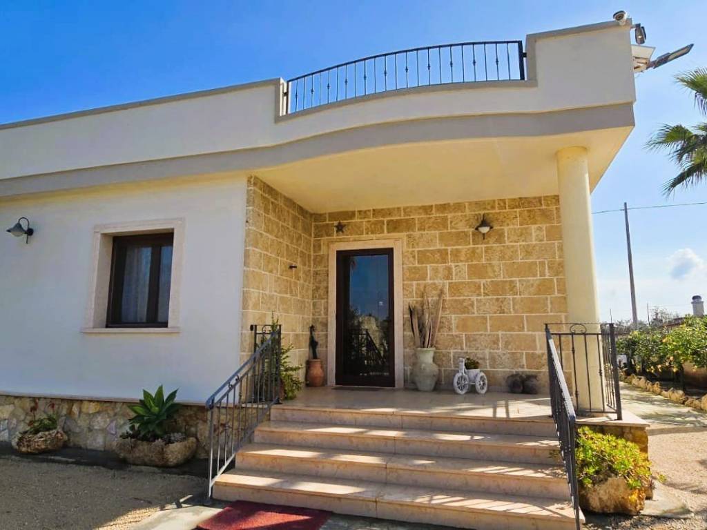 casa indipendente in vendita a Galatone