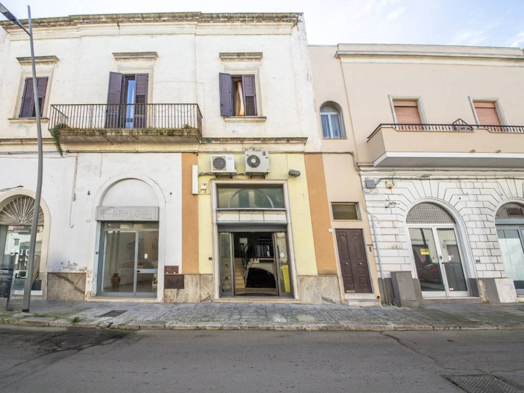 negozio in vendita a Galatone