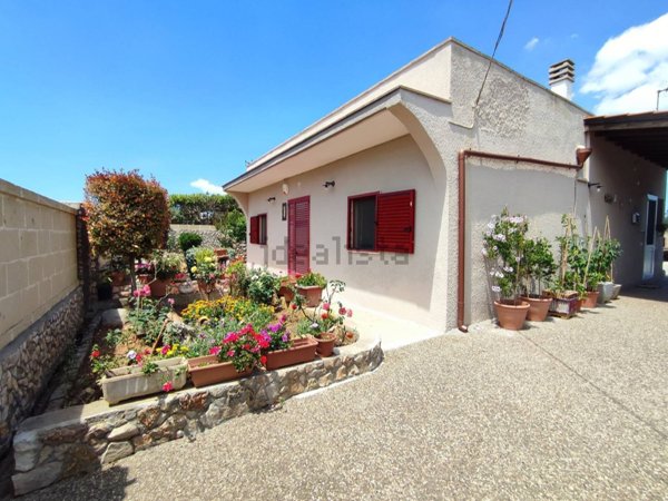 casa indipendente in vendita a Galatone