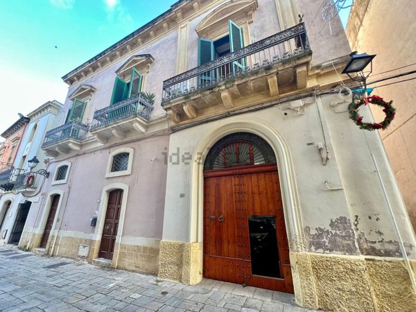 casa indipendente in vendita a Galatone
