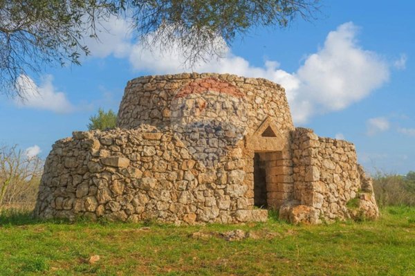 negozio in vendita a Galatone