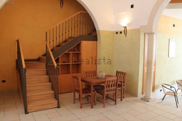 locale commerciale in vendita a Galatone